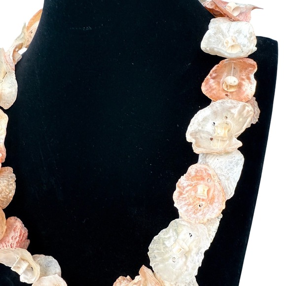 Vintage‎ Seri Tribe Shell Necklace Handmade Ethnic Jewelry Natural Tribal Beaded - Picture 10 of 16